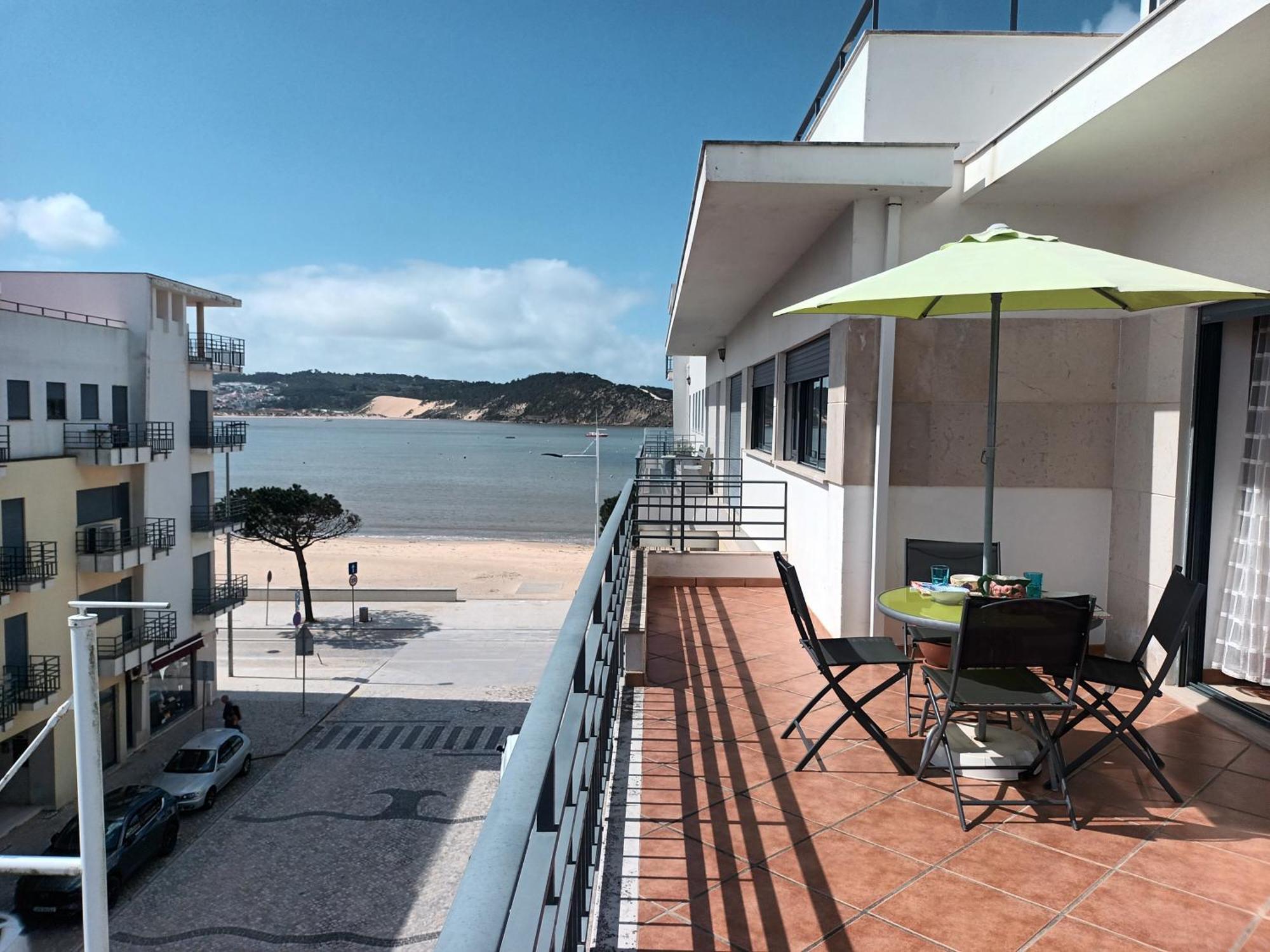 Ferienwohnung Terraco Da Baia São Martinho do Porto Exterior foto